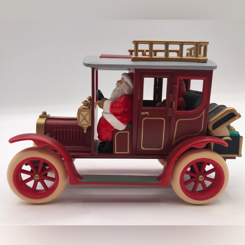 Hallmark‎ Keepsake Ornament 1993 Shopping With Santa Anniversary Edition Vintage